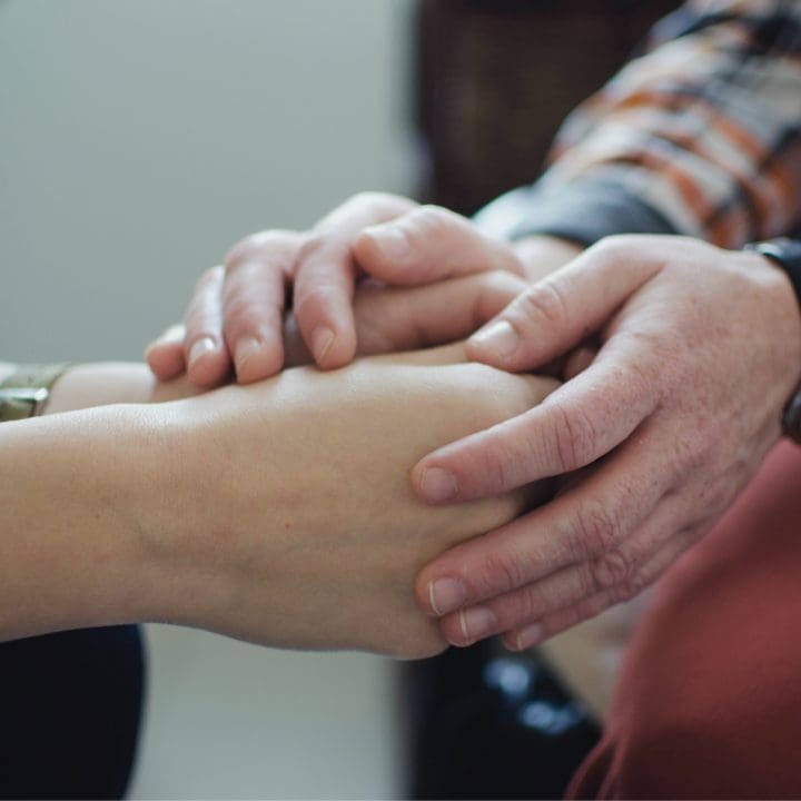 CaseGuard-peer-counseling-at-a-womens-crisis-center