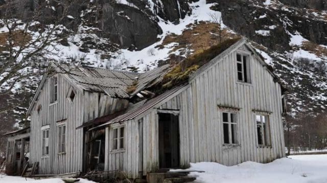 Investigations | Abandoned Houses