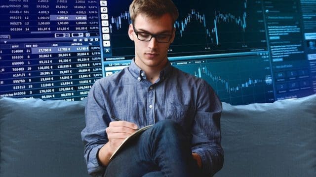 entrepreneur-2411763_1920