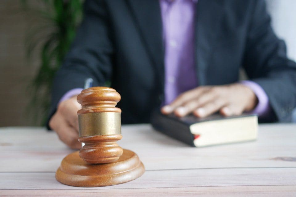 Normas de redacción del Tribunal Federal, Cumplimiento legal