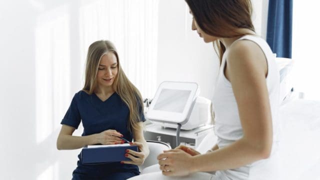 What is HIPAA Compliance? Hospitals and Healthcare