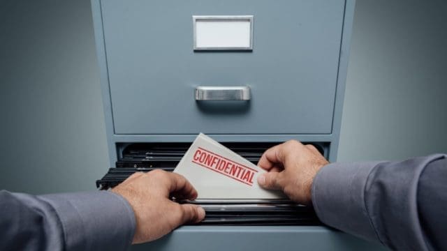 ¿Qué es la Ley de Privacidad de 1974? ¿Cómo cumplirla?