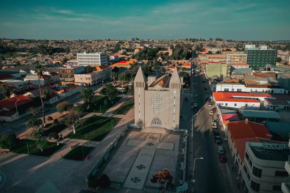 Legislación sobre protección de datos y privacidad en Angola