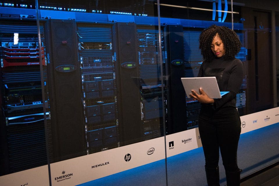 What is Cloud Computing? New Possibilities for Consumers
