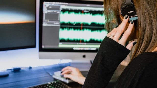How to Automatically Transcribe Audio Files, a Quick Guide