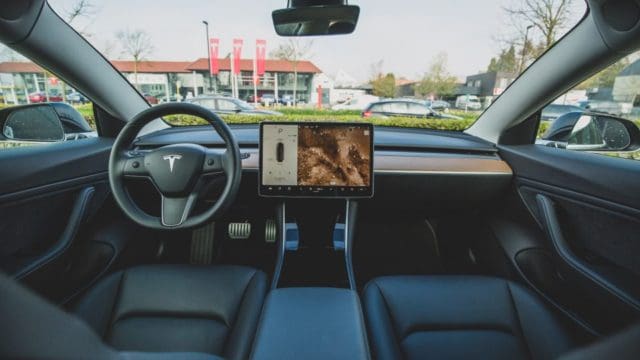 5 Applications of Deep Learning in the Business World