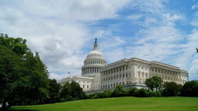 Acuerdo de 63 millones para víctimas de filtración de OPM