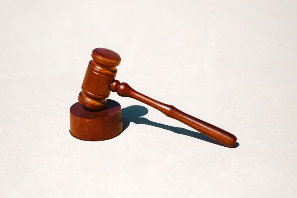 Errores en materia de privacidad y normativa federal para la redacción